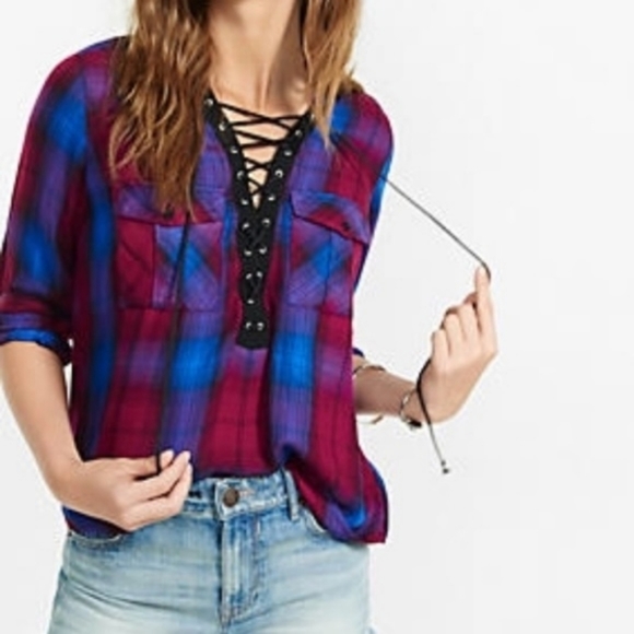 New Express Lace Up Top - Picture 4 of 4